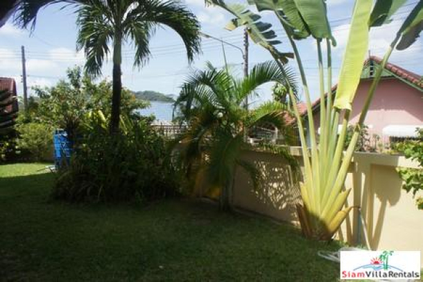 Hilltop Three Bedroom House with Private Pool in Kathu-6