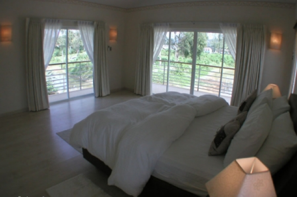 4 Bedroom Luxury Villa in Khao Lak-6