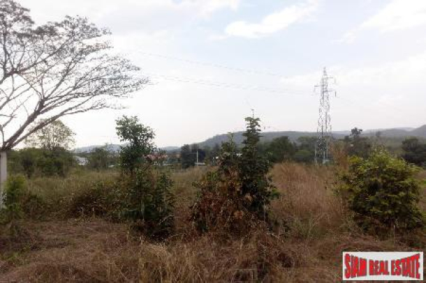 Land for sale with mountain view near Golf Course.-2