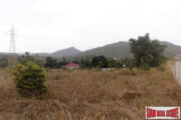 Land for sale with mountain view near Golf Course.-3