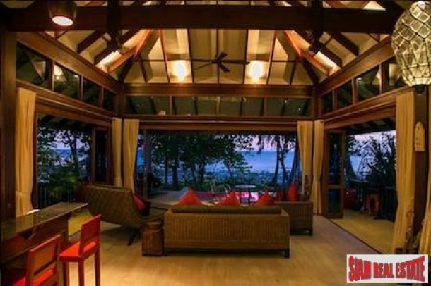 Luxury Island Beachfront Villas Within Eco-Resort-1