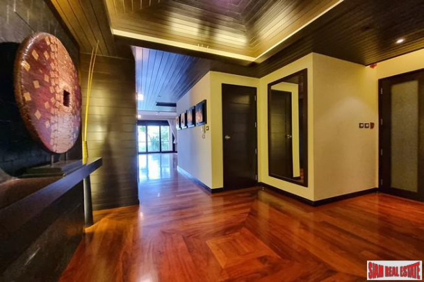 Chom Tawan | Spacious Elegant Three Bedroom Seaview Apartment in Layan-2