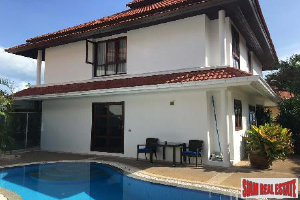 3 Bed House with Pool in Gated Beach Front Community-1