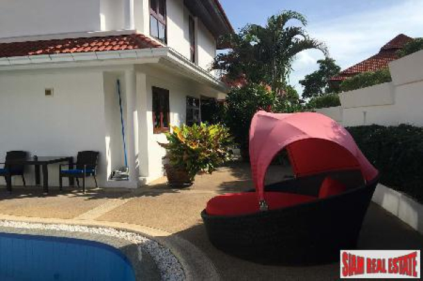 3 Bed House with Pool in Gated Beach Front Community-3