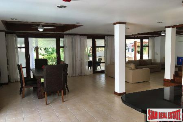 3 Bed House with Pool in Gated Beach Front Community-9