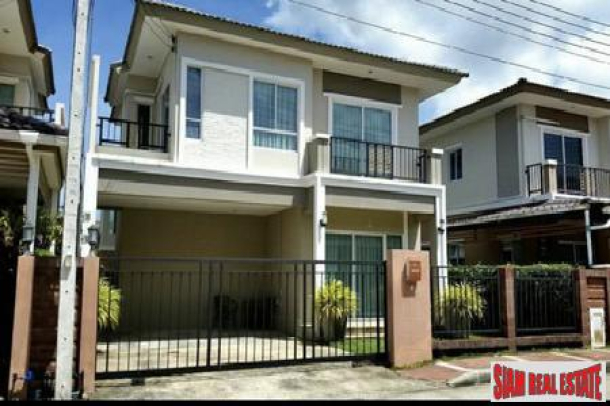 Three Bedroom Home in Central Kathu, Phuket-1