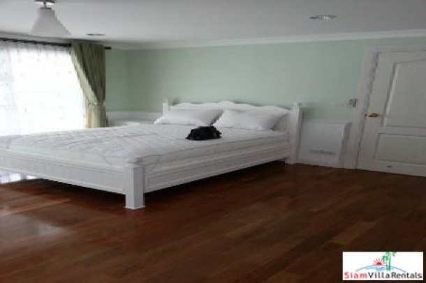 Fantasia Villa 3 | Extra Large Three Bedroom and Convenient to Transportation for Rent in Bearing, Bangkok-6