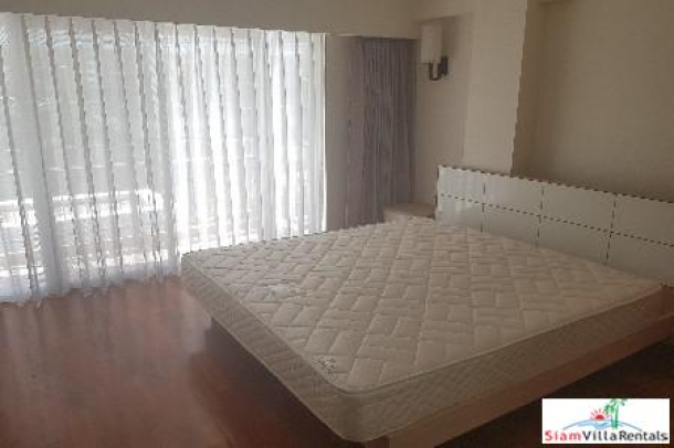 Baan Sukhumvit 14 | Convenient and Spacious Two Bedroom Condo for Rent in Lumphini-13