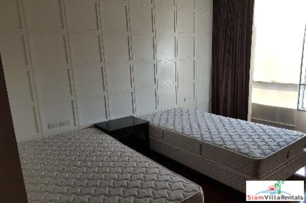 Modern Designed Two Bedroom on Sukhumvit 55-9