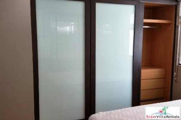 The Rajdamri Condo | Convenient One Bedroom Duplex Located near BTS Ratchadamri-10