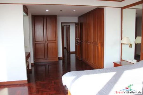 Promsuk Condominium | Extra Large Three Bedroom Family Style Condo for Rent on Sukhumvit 26-8
