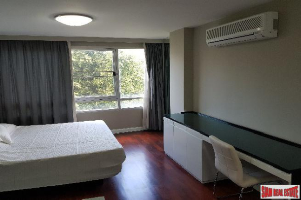49 Plus Condo | Three Bedroom Condo with Garden and Pool Views on Sukhumvit 49-8
