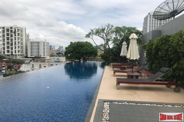 Siri On 8 | Convenient Two Bedroom Condo  for Rent Located Near BTS Nana on Sukhumvit 8-1