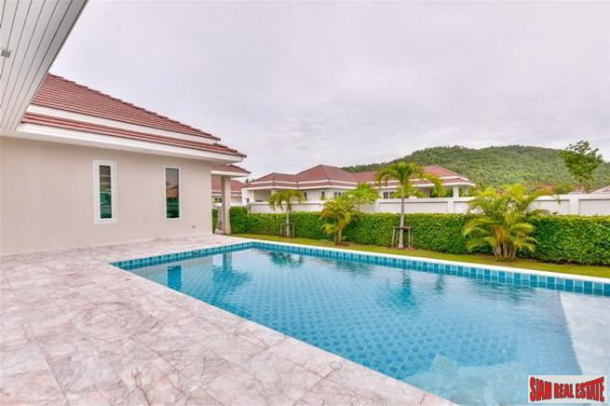 Large Well Maintained Pool Villa with Landscaped Yards in Hua Hin-4
