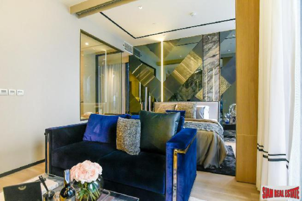 Newly Completed Luxury 48 Storey Condo at Chong Nonsi, Silom - Large 1 Bed Units -  Up to 18% Discount and Fully Furnished!-9