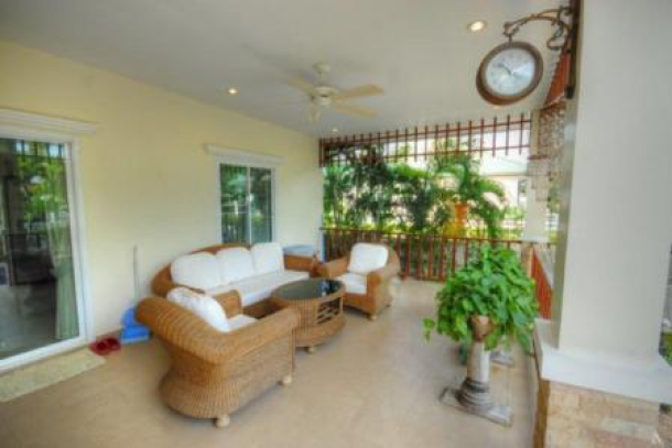 NATURAL HILL 1 : Lovely 3 Bed Pool Villa-4