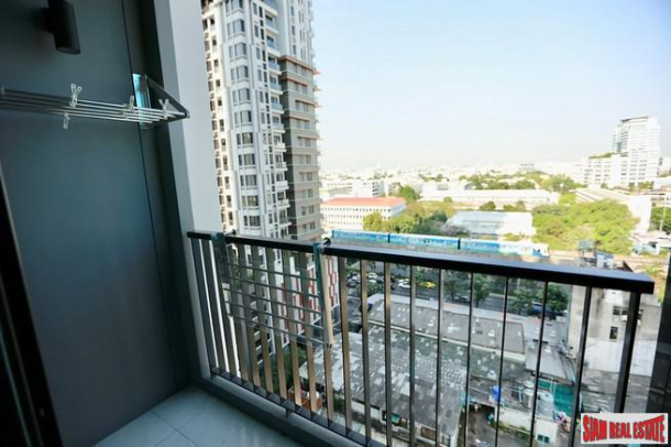 Rhythm Rangnam | Modern Two Bedroom Condo Walking Distance to Victory Monument-14