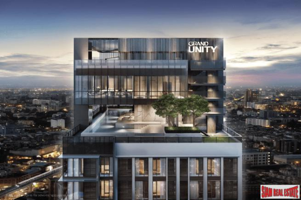 New Luxury High-Rise Newly Completed Next to BTS at Ratchayothin, Chatuchak - 2 Bed Corner Units-3