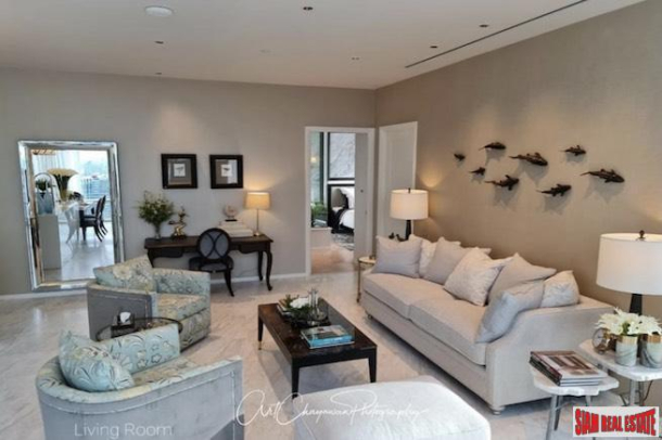 Four Seasons Private Residences | Elegant Two Bedroom Condo for Sale with Outstanding City Views-10