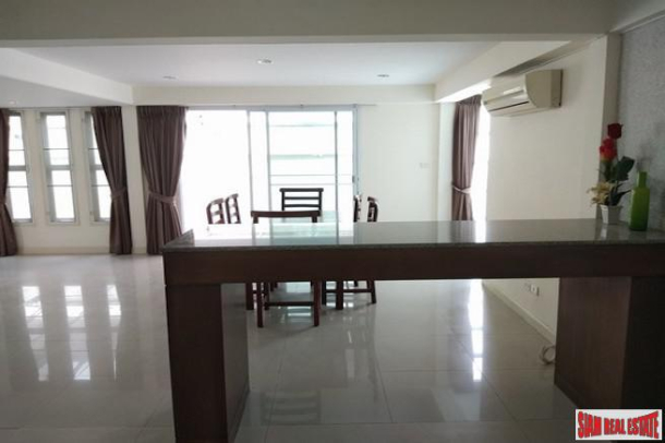 Large Two Story Three Bedroom Pet Friendly House for Rent in Ekkamai-6
