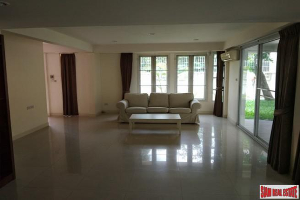 Large Two Story Three Bedroom Pet Friendly House for Rent in Ekkamai-7