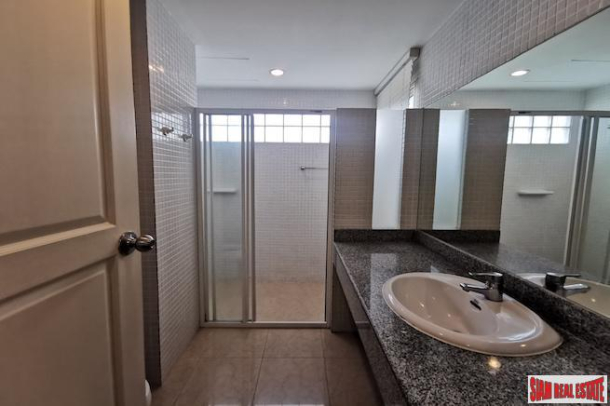 Three Bedroom Twin House for Rent Phrom Phong - Pet Friendly-11