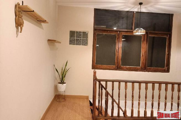 Charming Two Bedroom, Two Storey House for Rent Near BTS Chit Lom |-7