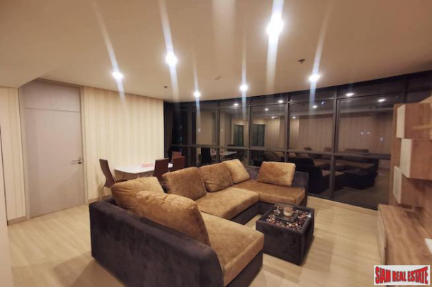 Lumpini Suites Phetchaburi-Makkasan | Top Floor Two Bedroom Condo with Nice City Views for Sale-21