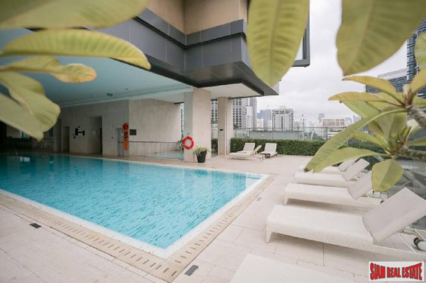 The Oriental Residence | 2 Bedrooms and 2 Bathrooms for Rent in Lumphini Area of Bangkok-4