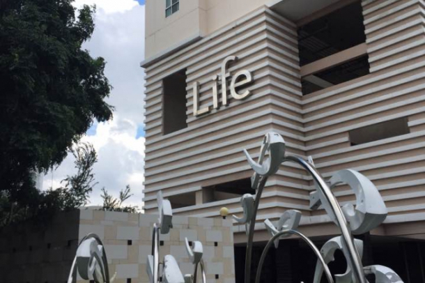 Life @ Sukhumvit 65 | Newly Renovated Unit on 17th Floor with City Views Ready to Move in-2