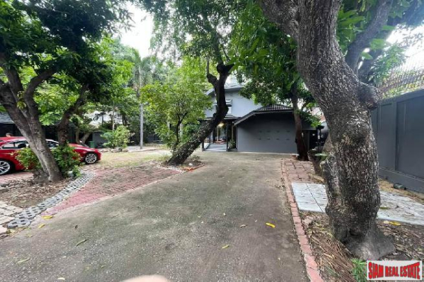 Beautiful 2-Storey Detached House in Phrom Phong | Preferable Rented as a Restaurant, Spa, or Showroom-5