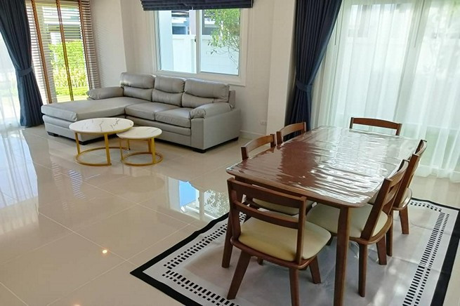 Convenient access to Phuket City House 3 Bed 2 Bath in Thalang-9