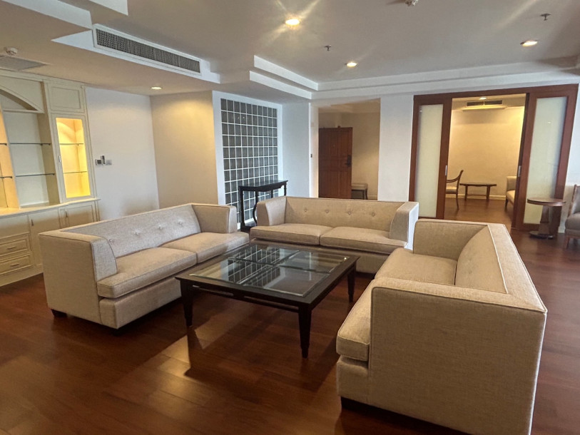 Shanti Sadan | Extra Large Three Bedroom + 1 Study room  Condo for Rent in Thong Lo-13