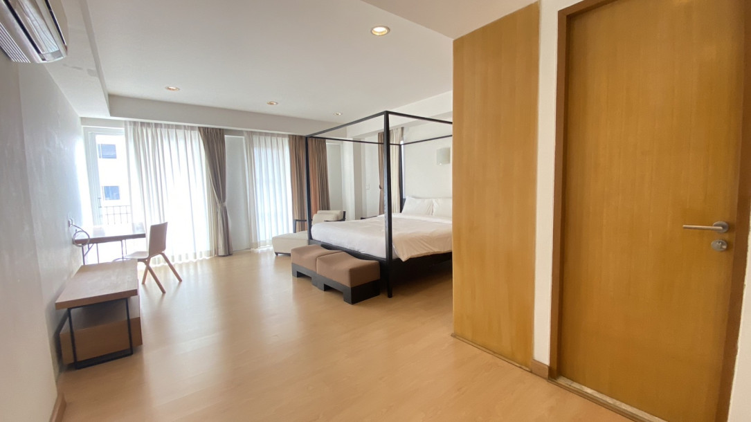 Viscaya Private Residence | Bright and Modern Three Bedroom Condo in Phrom Phong-5